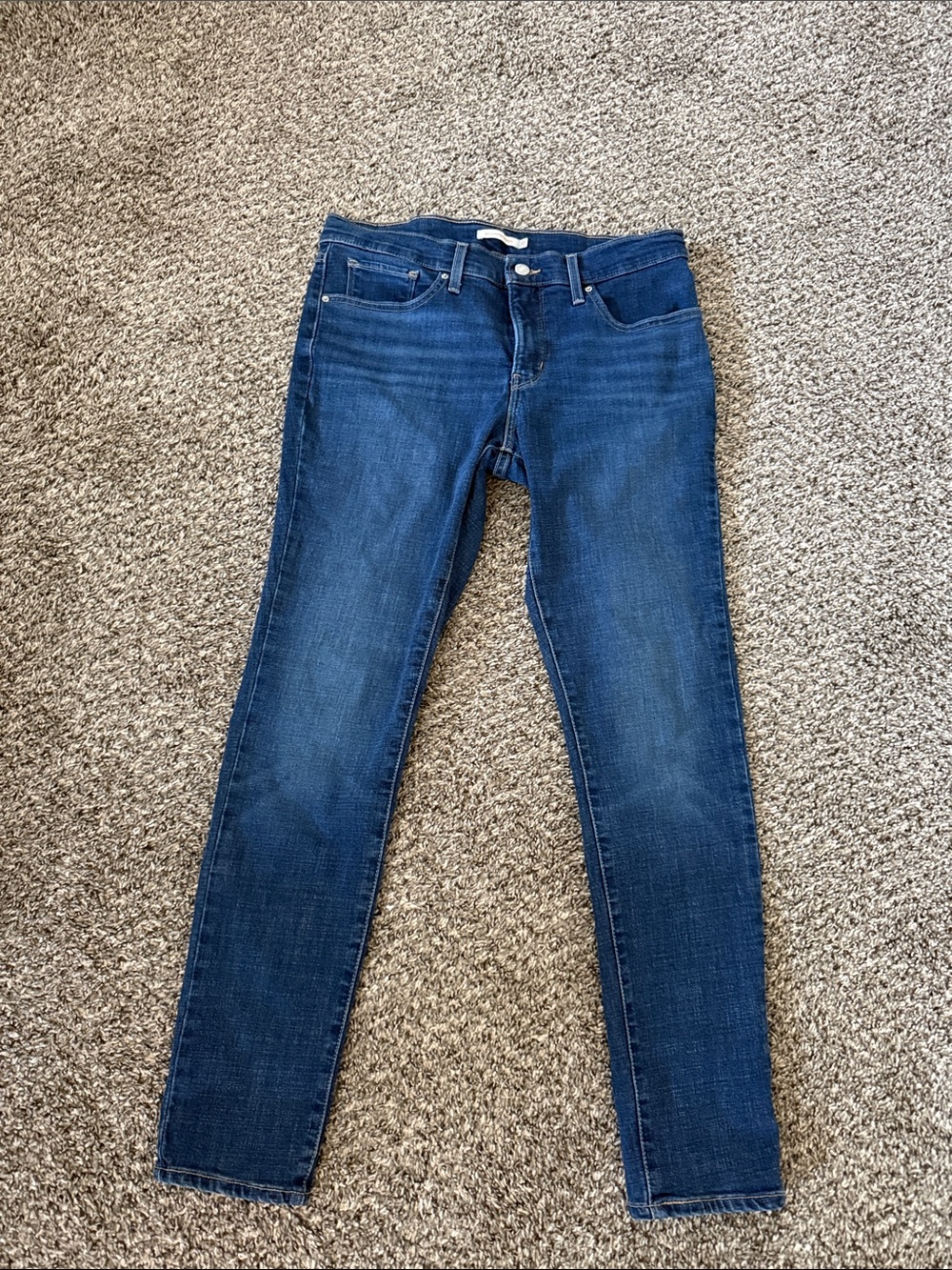 Levi's Women's Dark Indigo Skinny Jeans